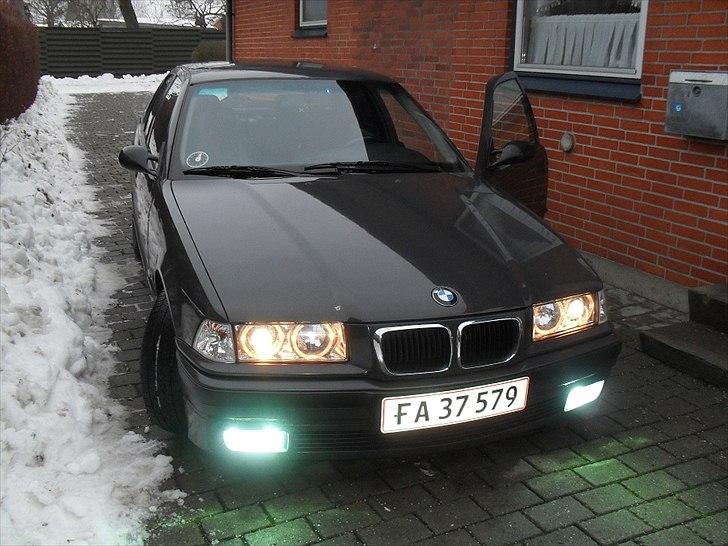 BMW 320i E36 billede 3