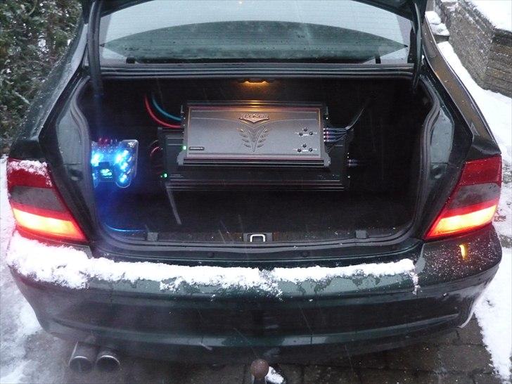 Opel Vectra B CDX billede 14