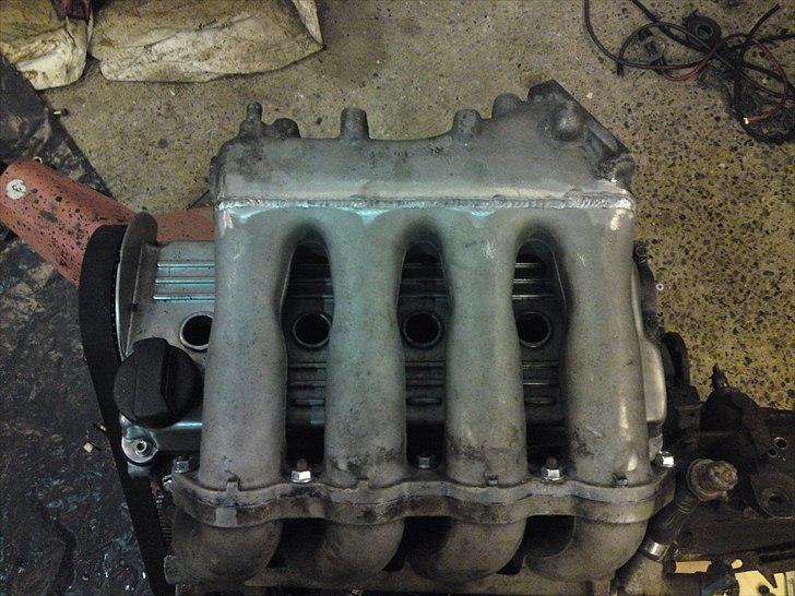 VW golf 1 gti - modificeret manifold så mændgefordeler stadig sidder originalt... billede 10