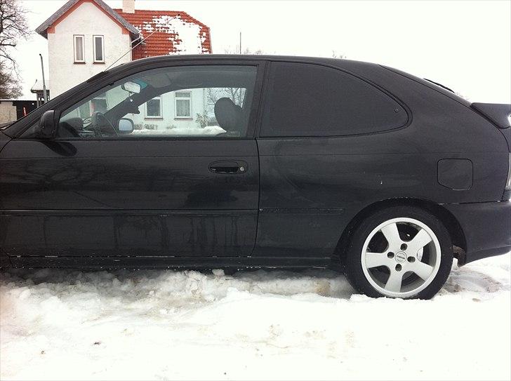 Toyota Corolla 1.3 XLI  billede 2