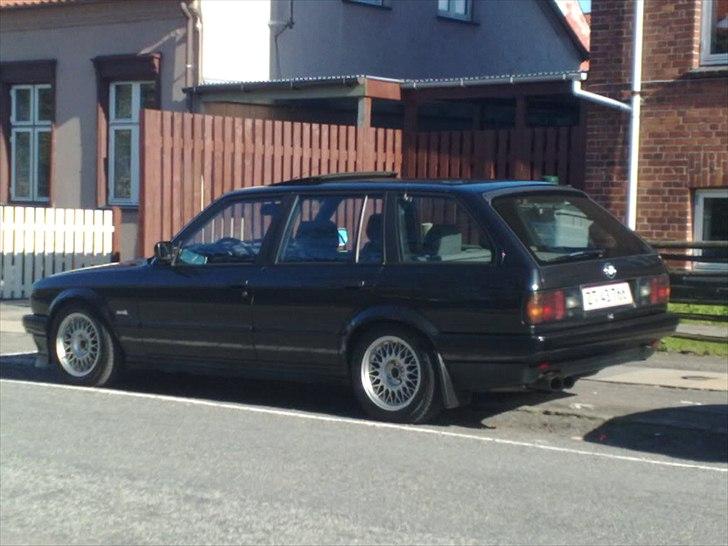 BMW e30 325i Touring (solgt) - se evt nr. plade, og mohs, dato, hehe billede 2