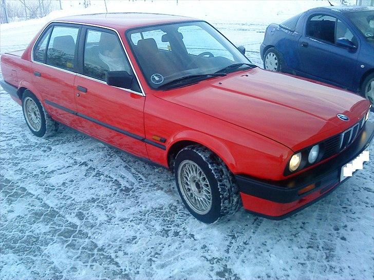 BMW E30 320 solgt billede 4
