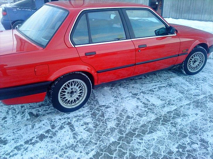 BMW E30 320 solgt billede 6