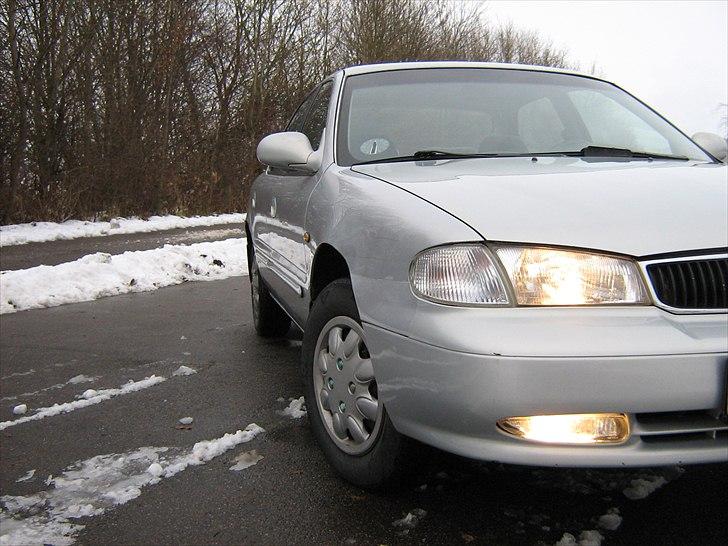 Kia Clarus 2.0 GLX "R.I.P." - jah kom lige til at snitte en trailer der foran på siden billede 6