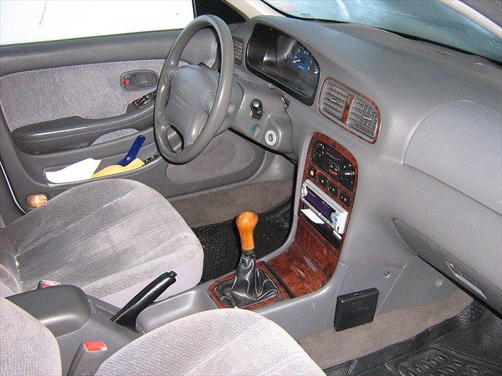 Kia Clarus 2.0 GLX "R.I.P." billede 10