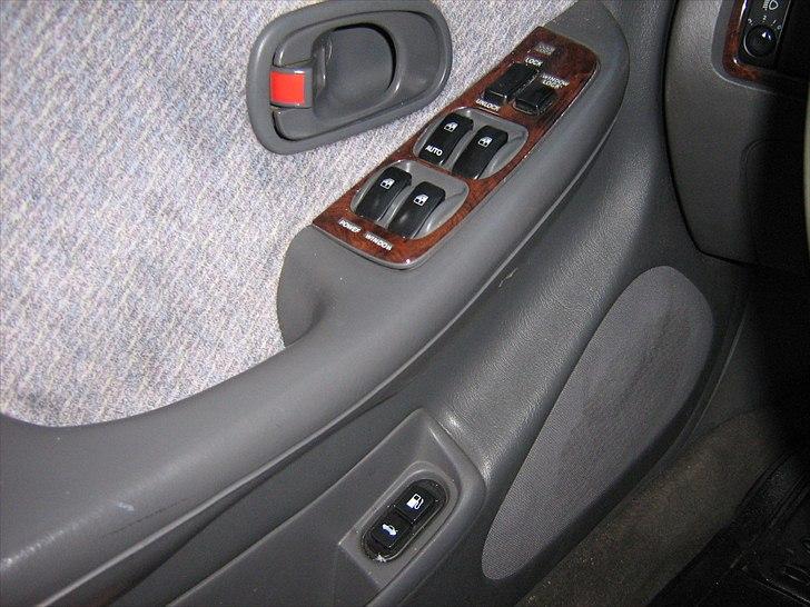 Kia Clarus 2.0 GLX "R.I.P." - Luxus ;) billede 12