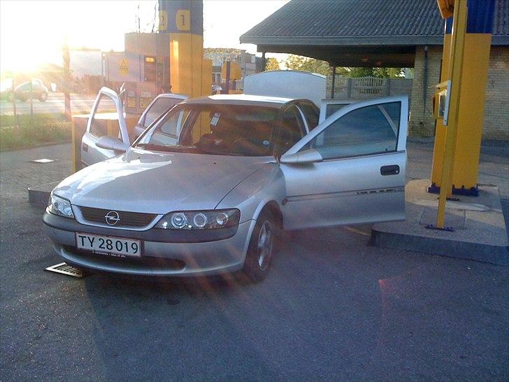 Opel Vectra (Solgt) billede 3