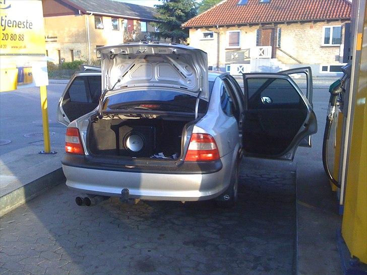 Opel Vectra (Solgt) billede 6