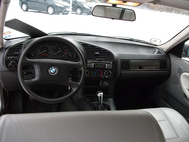 BMW 316i billede 12
