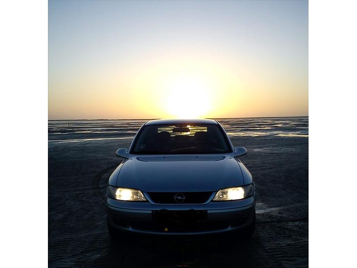 Opel Vectra B billede 1