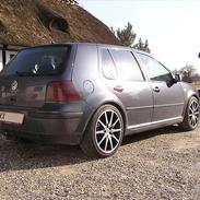 VW Golf IV 1.6 16v