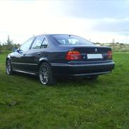 BMW 535i V8