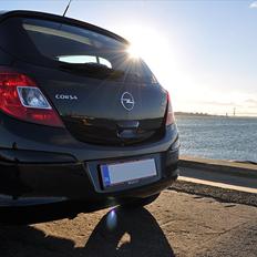 Opel Corsa Edition 111+