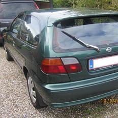 Nissan Almera SR