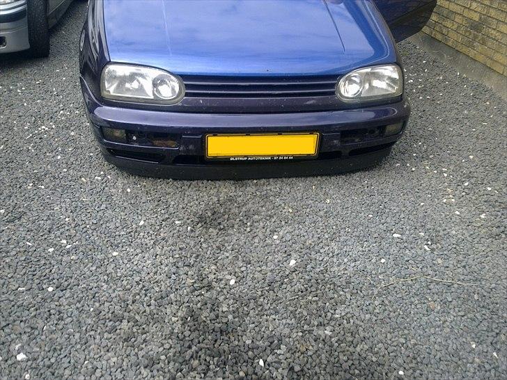 VW Golf 3 1,9 GTD Solgt - Rigtige piger behøver ikke en vr6 underlæbe... Sænket 100mm.... billede 19