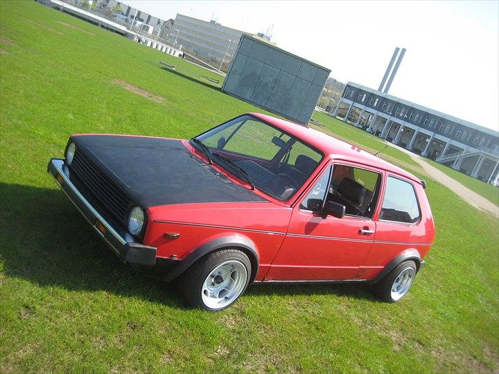 VW Golf 1 1,6 TD billede 1