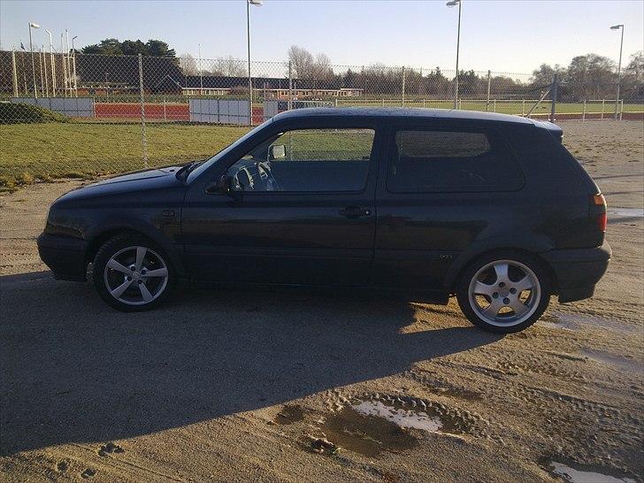 VW Golf III (solgt) billede 2