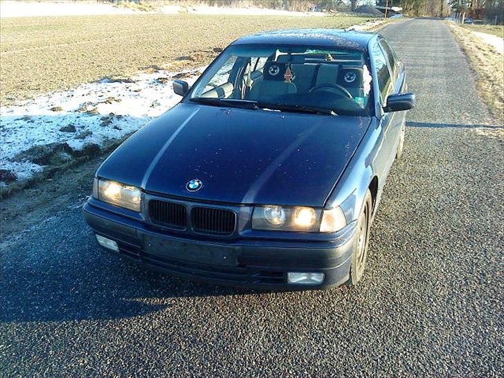BMW 318i bytte væk billede 1