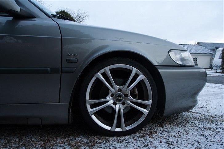 Saab 9-3 Aero - 18" giver ikke så meget plads til dæk :) billede 8