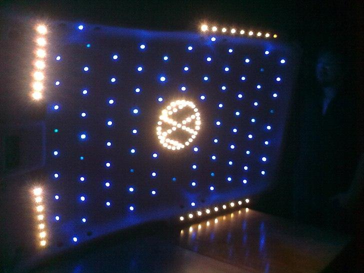 VW Polo 6N - 165 dioder ialt.. himmelen inden den kom i bilen billede 12