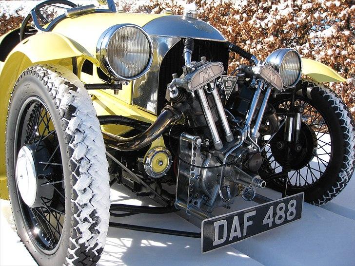 Morgan Threewheeler Super Sports - Hornet er en original Lucas Altette. billede 4