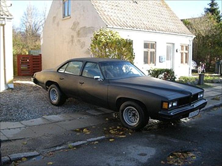 Amerikaner Pontiac Grand Le Mans billede 1