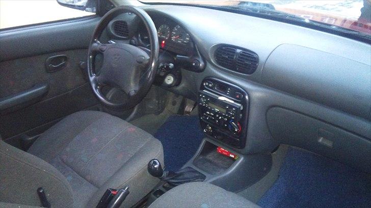 Hyundai accent solgt billede 5