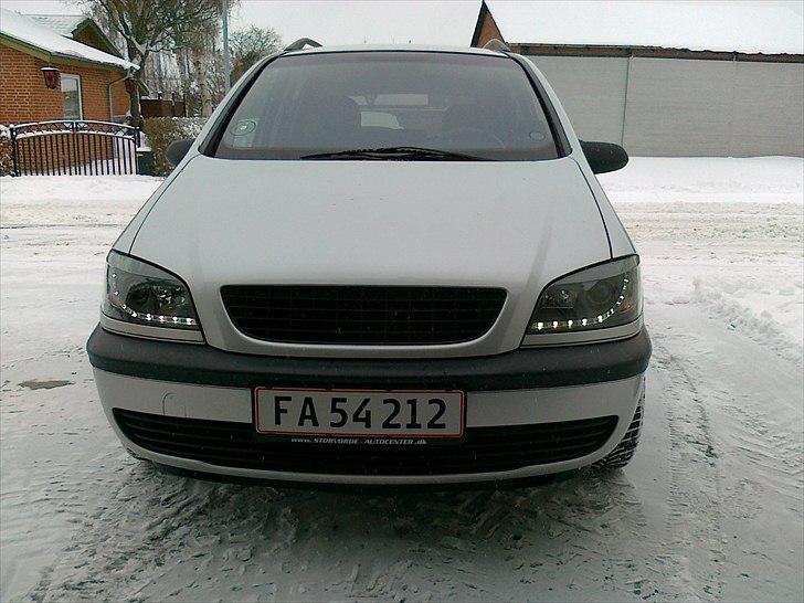 Opel zafira (solgt) billede 1