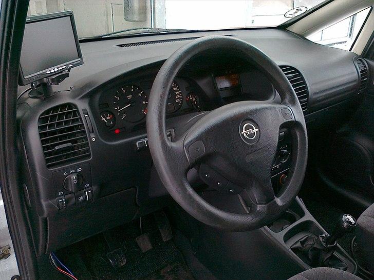 Opel zafira (solgt) - bagkamera det er dejlig rigtig dejlig i mørke billede 7