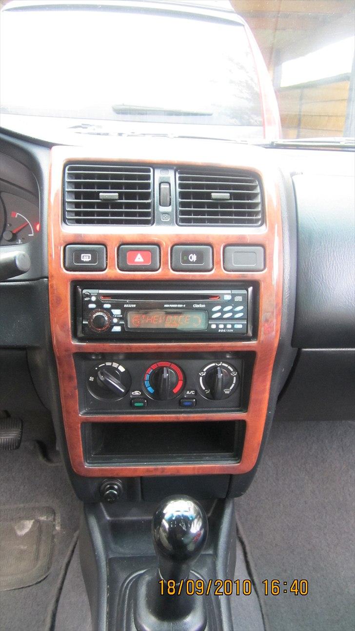 Nissan Almera SR billede 6