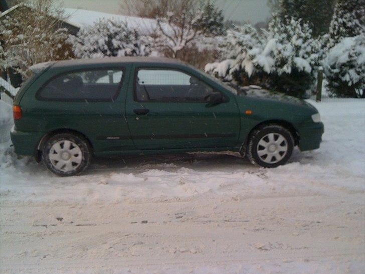 Nissan Almera SR billede 10