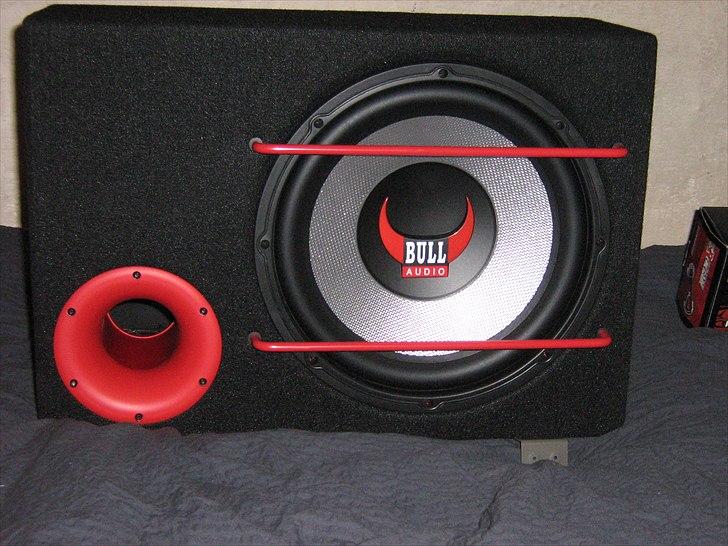 Kia Clarus 2.0 GLX "R.I.P." - Så købte jeg den 12" sub jeg snakkede om :) samt en forstærker billede 14