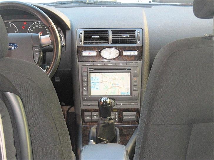 Ford Mondeo 2,0 Ghia TDCI...SOLGT... billede 14