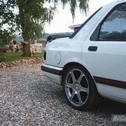 Ford Sierra 2,0 CLX Solgt