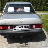 Mercedes Benz 190D