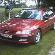 Peugeot 406