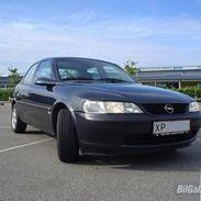 Opel Vectra - Total skadet