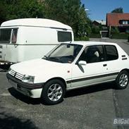 Peugeot 205 GTX