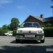 Peugeot 205 GTX