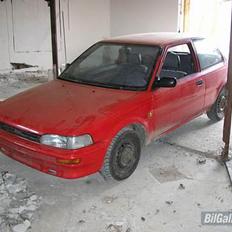 Toyota Corolla Aka Røgmaskinen!