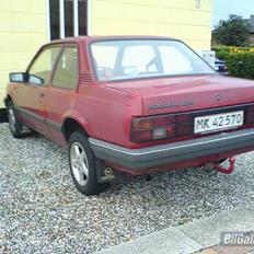 Opel Ascona C 
