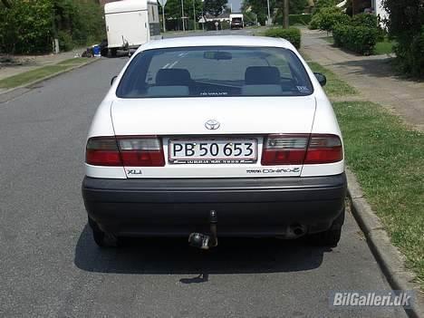 Toyota Carina E billede 5