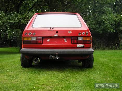 VW Golf 1 - Go røv, lige monteret den nye bagpotte og fået justeret alle mine ophæng så den sidder godt. billede 7