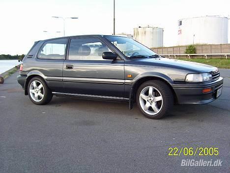 Toyota Corolla 1,3 Solgt billede 12