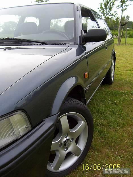 Toyota Corolla 1,3 Solgt billede 17