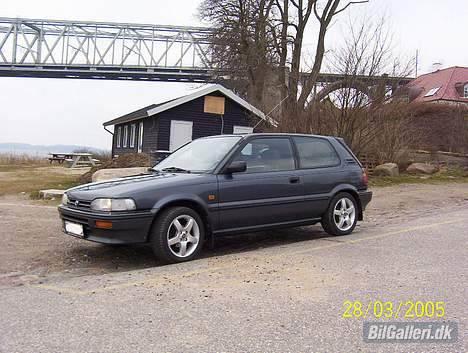 Toyota Corolla 1,3 Solgt billede 19