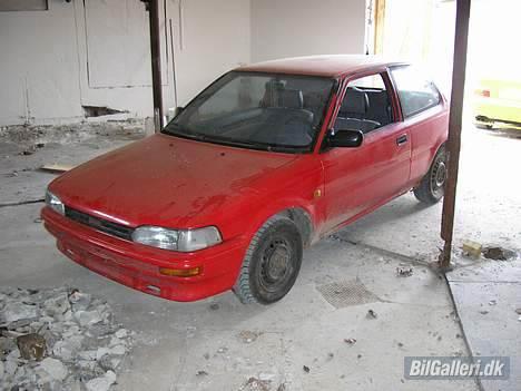 Toyota Corolla Aka Røgmaskinen! - Et lille Før billed.. billede 2