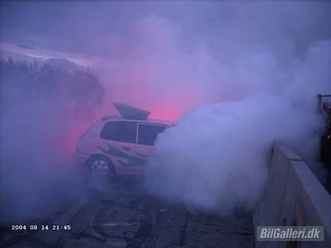 Toyota Corolla Aka Røgmaskinen! billede 11