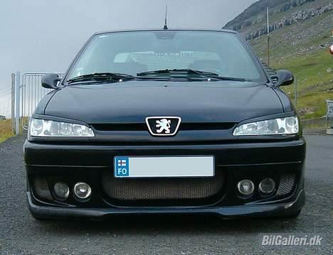 Peugeot 306 GTI Premium - første gang med spoiler kit mens den var sort billede 3