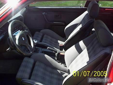 BMW E30is - STD. M-tech kabine billede 8